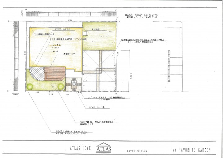 図面　アプローチはサンドストーンと樹脂舗装にピンコロの縁取り　タイルテラスにデッキがメイン